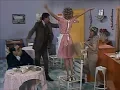 Download Lagu Chaves - 7ª Temporada - Chaves dá Uma Vassourada em Dona Florinda