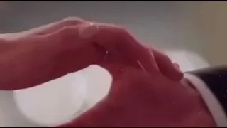 حالات واتس هات ايدك تحضن ايدي 