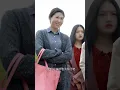 鄉下小夥隨口斷定首富老頭大限將至，孝順美女總裁當即願以身相許求救，殊不知他是隱世醫聖一招起死回生，她從此死心塌地夫妻攜手登頂巔峰！#drama #逆襲 #反轉 #爽文