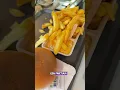 Frikandel uit ‘n 70 jaar oude frietkeet?🧐#schaftzonderspijt #vettenekvrijdag #desaksarnhem #snacks
