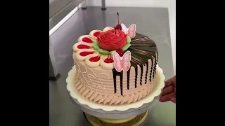 las mejores torta selva negra con crema de moca