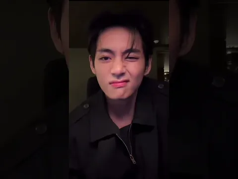 Nuestro TaeTae siempre es tan tierno🤩💖💜🐻 #taehyung #taetae #parati #shortsvideo
