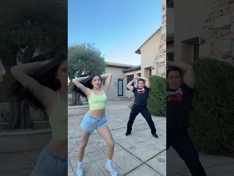 A little dancing to start the weekend! ​⁠@JillianTubeHD & @DTsGEEKSHOW Zara Larsson Stateside Dance