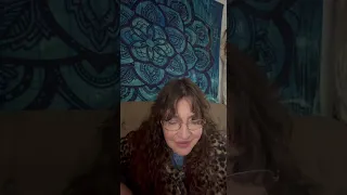PSICOLOGA REACCIONA HOY ESTE CANAL CUMPLE 6 AÑOS