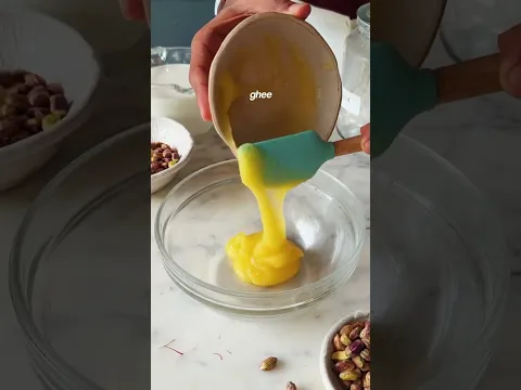 FESTIVE KESAR PISTA BISCUITS