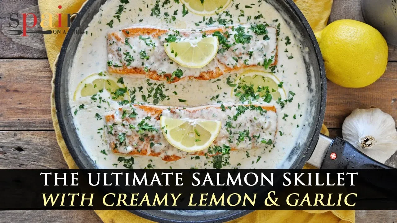 Creamy Lemon and Garlic Seared Salmon Skillet