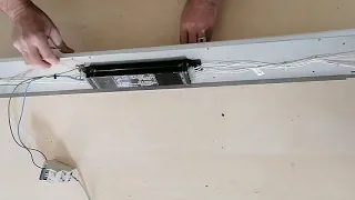 طريقه توصيل لمبات فلورسيت باستخدام البلاست الالكتروني ولاستغناء عن الملف الخانق والا سترتر  طريقه توصيل لمبات فلورسيت باستخدام البلاست الالكتروني ولاستغناء عن الملف الخانق والا سترتر