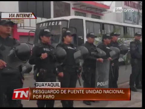 Resguardo de puente Unidad Nacional por paro