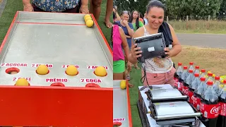 Ganhe até 13 prêmios de cesta básica com sanduicheira.