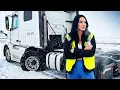 Lagu Emergency Tire Blowout on Montana Highway 8°F, A Day in My White Truck, Solo Female Trucker
