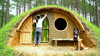 Building a Hobbit House Plastering the Mud Walls with My Dog