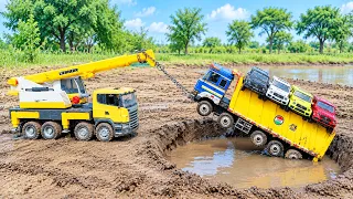TATA Dumper HEAVY Loading Vehicles Accident OFF Road Muddy Pulling Out Tractor Crane JCB ? CS Toy