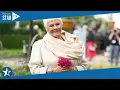 Judi Dench s parrot told her nephew to drop your trousers