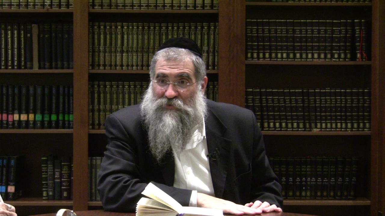 Artwork for podcast Tanya by Rabbi Yitzchok Minkowicz