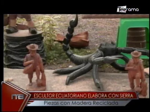 Escultor Ecuatoriano elabora con sierra piezas con Madera reciclada