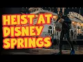 Download Lagu Man in duikuitrusting berooft Disney Springs-restaurant voor $20.000!