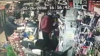 Teen does this when man with gun demands money