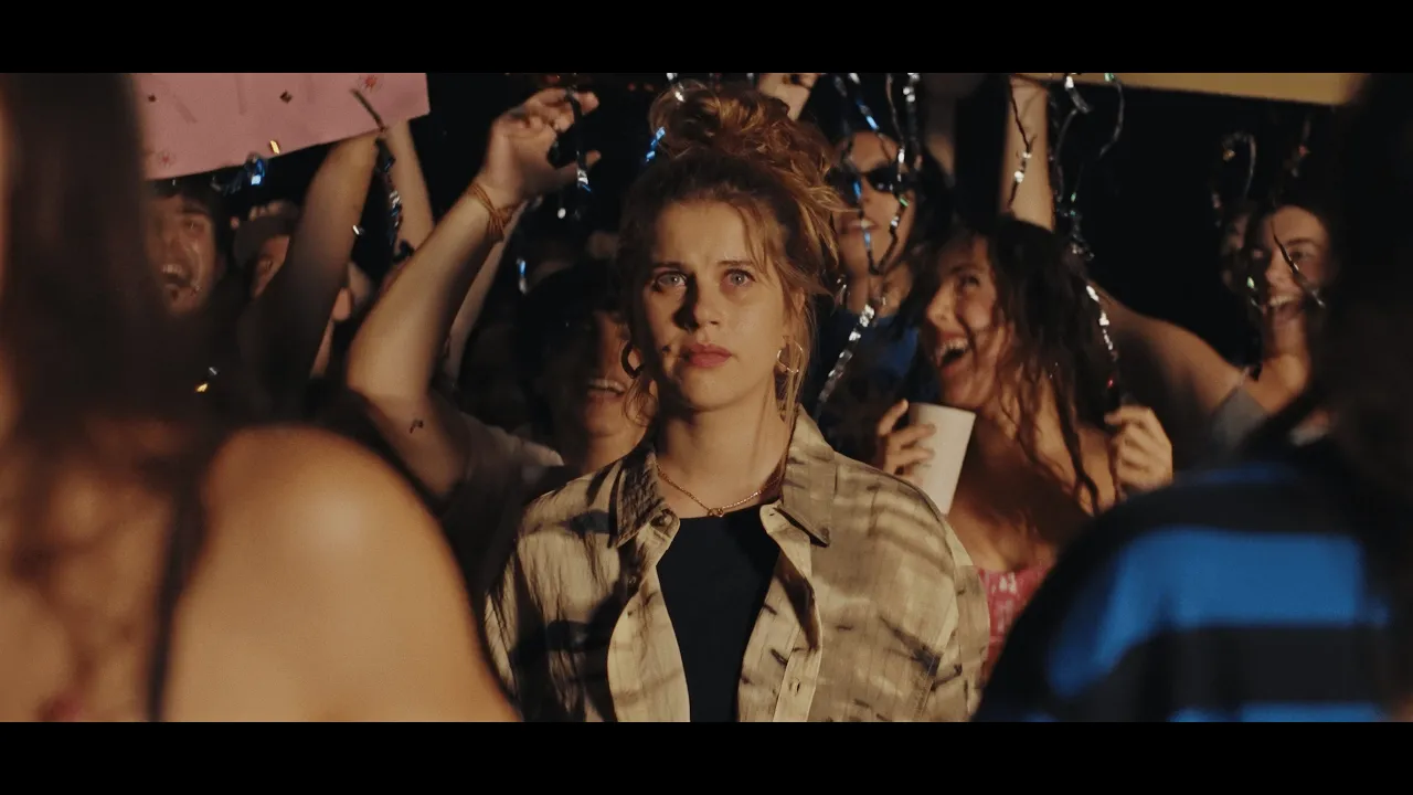 Figa Flawas - a la freSka (Videoclip Oficial) Figa Flawas - a la freSka (Videoclip Oficial)