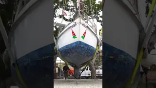 #sailboat #haulout #travellift