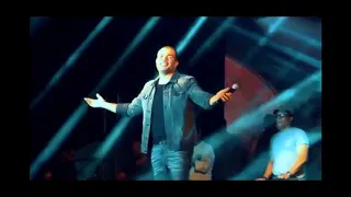 انت مغرور الهضبة عمرو دياب لايف دندنها