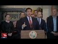 Download Lagu NOT IN FLORIDA BUDDY: Ron DeSantis Assails Biden over Vaccine Mandate that is putting Jobs at Risk!
