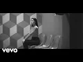 Download Lagu Jessie Ware - Champagne Kisses (Official Music Video)