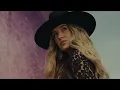Lainey Wilson - Peace, Love, and Cowboys (Official Lyric Video)