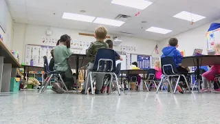 Fairfax Co Public Schools calls on college students to fill substitute teacher shortage
