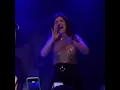 lorde shushing her crowd meme