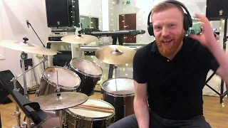 One Minute Beginner Drum Lessons: Master Essential Beats