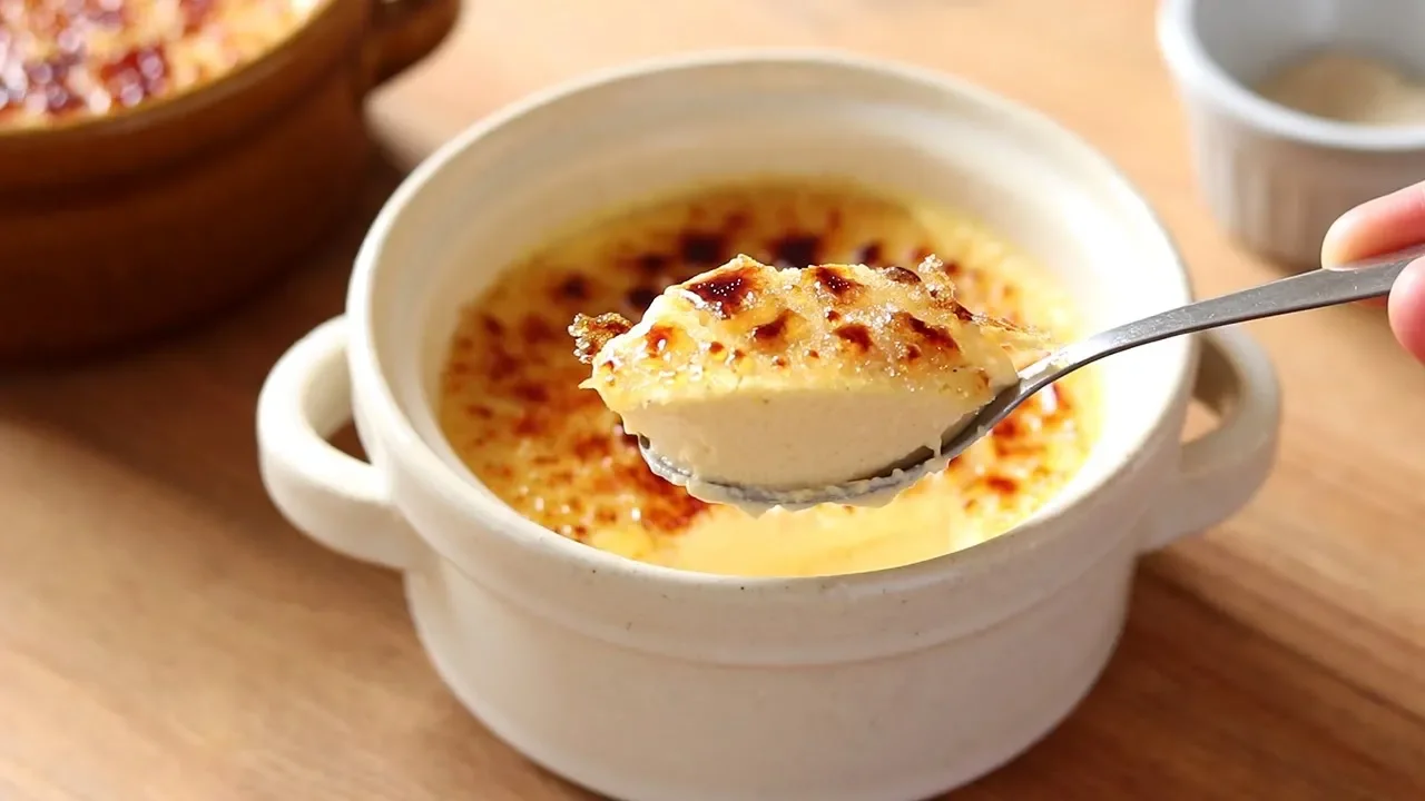 Crème Brûlée Demystified - Kitchen Conundrums with Thomas