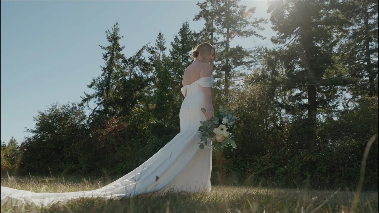 Watch Lauren & Lucas’s signature highlight at Family Property - Victoria, British Columbia — video preview