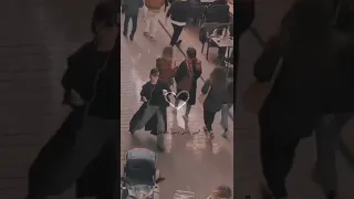 ولا فارقة معايا الناس 