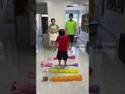 Family Balloon Stomp Challenge #Funny #Comedy #Fun #FunnyShorts #FunnyFails #FunnyGames