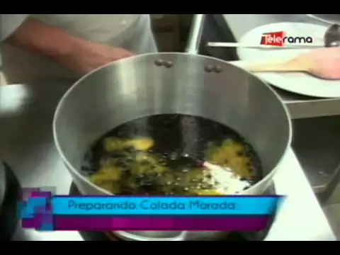 Preparando colada morada