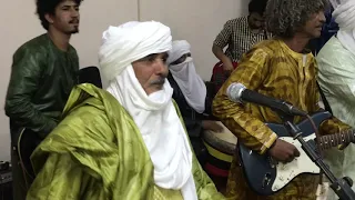 Tinariwen à Bamako 2019 Avec Kader Tarhanin  Tinariwen à Bamako 2019 Avec Kader Tarhanin