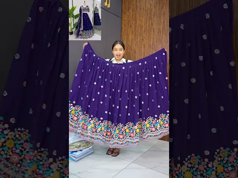 आज तो पार्सल वाले भैया ने शादी के इतने सारे लहंगे दे गए, अब कौन सा पहनूँ? 🤔#unboxingshorts #trend