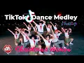 Download Lagu [CHRISTMAS EVE] HOT TIKTOK DANCE MEDLEY part 4 I VŨ ĐIỆU BẢNH CÙNG OOPS! CREW