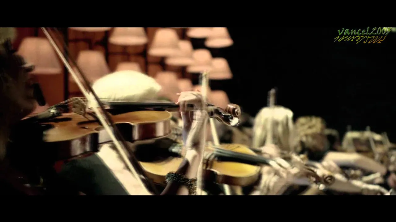Adele - Chasing Pavements (Live Royal Albert Hall) Adele - Chasing Pavements (Live Royal Albert Hall)