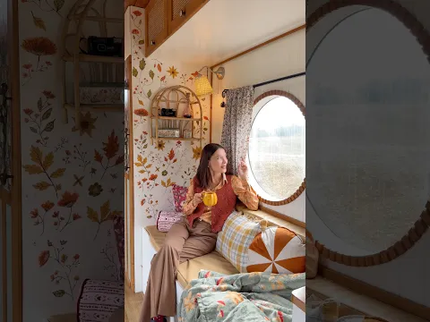 Our Little Cottage on Wheels: A Cozy Autumn Makeover 🍁🧡 #cottagecore #slowliving #tinyhomeonwheels