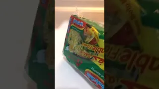 جرب ذي الطريقة بالاندومي الاخضر لذيذذذذ 