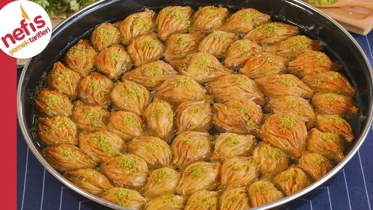 Bayatlamayan Şerit Poğaça Tarifi | Mayalı Yumuşacık Poğaça Nasıl Yapılır?