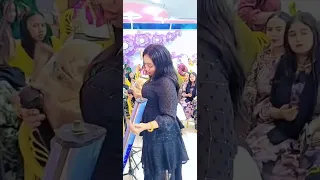 الفنانه سندس مدني فاصل من الرقص مارقه بي كلوووو 