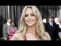 Jennifer Lawrence SHOWED BREASTS