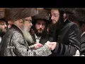 Download Lagu Satmar Rebbe dancing at Bobov wedding