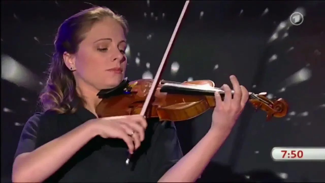 Julia Fischer - Paganini - Caprice No 17 in E-flat major, Op 1