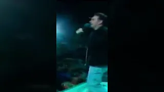 مصطفى قمر يغنى مع  أولاده هنحب ايامنا دندنها