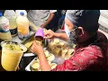Download Lagu পুরান ঢাকার দিলবাহার আজওয়া, ৮০ টাকার এক অন্য দুনিয়া! 🥃🥃 khai-dai at Dilbahar Ajwa.