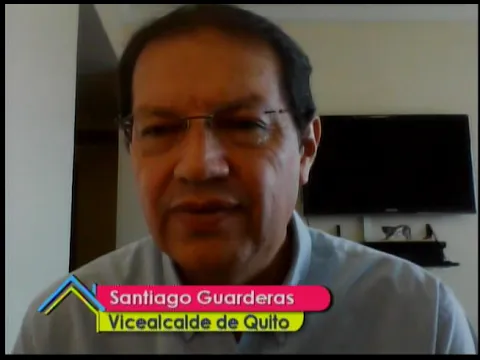 Quito pasa a semáforo amarillo modificado 