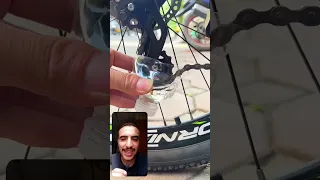 زيت جنزير العجلة بسهولة 